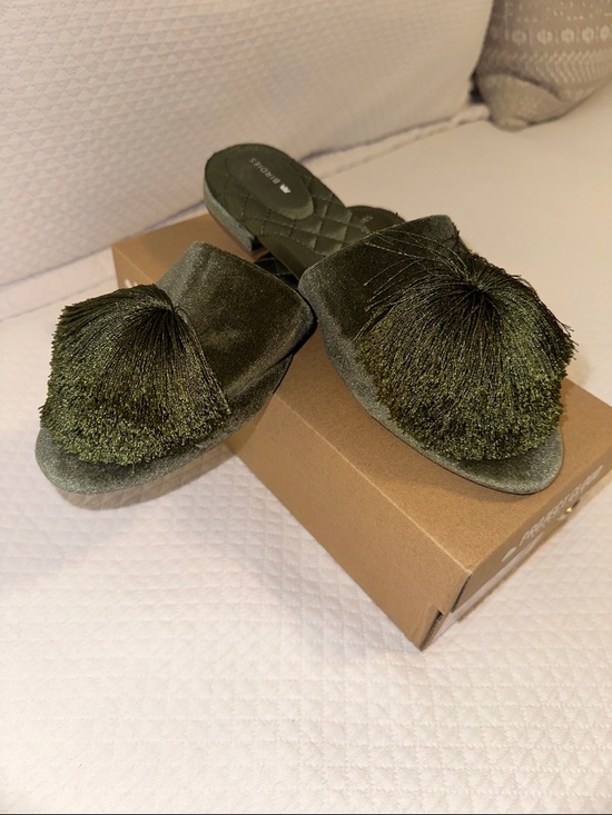 Birdies Shoes - Birdies Olive Velvet Pom Mules